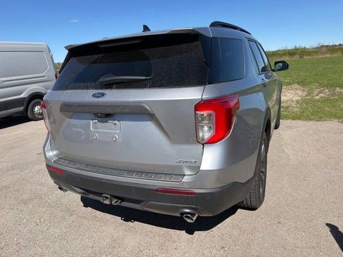 Certified 2023 Ford Explorer XLT w/ Equipment Group 202A AWD/4WD image 11