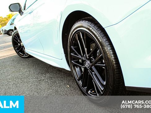 Used 2025 Toyota Camry SE image 15