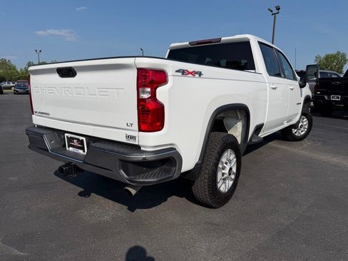 Used 2024 Chevrolet Silverado 2500 LT w/ Convenience Package AWD/4WD image 5