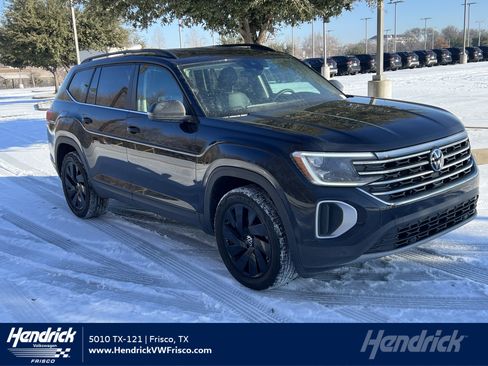 Used 2025 Volkswagen Atlas SE w/ Black Wheel Package image 1