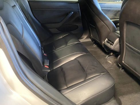 Used 2020 Tesla Model 3 Standard Range Plus image 7