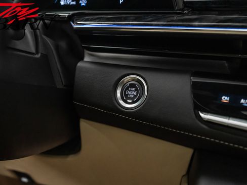 Used 2021 Cadillac Escalade Premium Luxury w/ Driver Assist Tech Package image 42