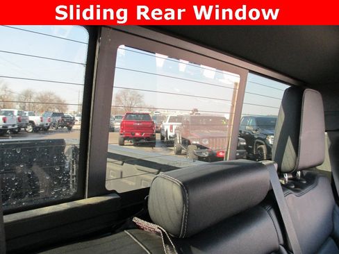 Certified 2022 Chevrolet Silverado 2500 LTZ w/ LTZ Convenience Package image 20