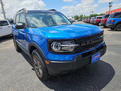 New 2026 Ford Bronco Sport Big Bend w/ Bronze Package AWD/4WD image 2