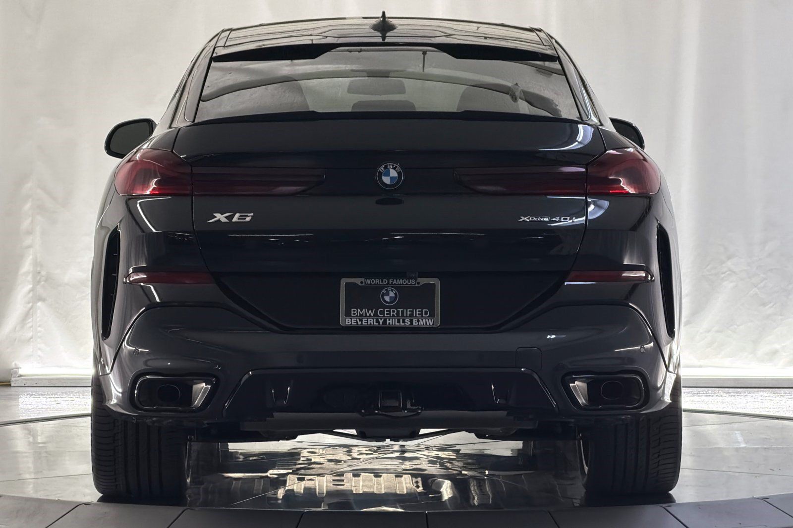 Used 2023 BMW X6 xDrive40i w/ M Sport Package AWD/4WD image 9