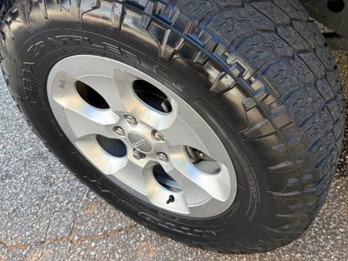Used 2014 Jeep Wrangler Unlimited Sahara AWD/4WD image 2