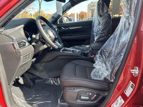 New 2025 MAZDA CX-5 Signature image 18