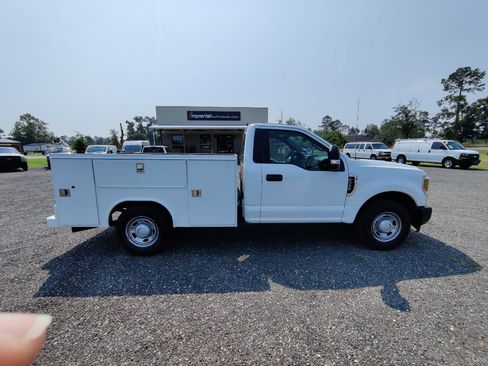 Used 2019 Ford F350 XL w/ Power Equipment Group RWD image 4