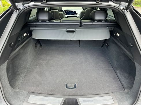 Used 2023 Cadillac Lyriq AWD image 27