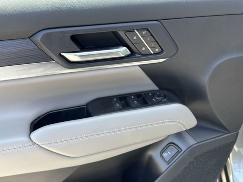 New 2025 GMC Terrain Elevation w/ Elevation Premium Package image 14