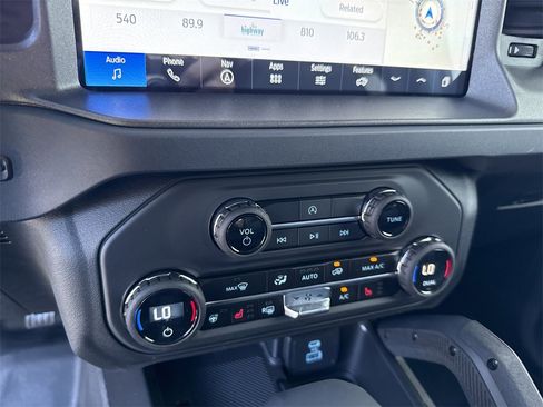 New 2025 Ford Bronco Badlands image 30