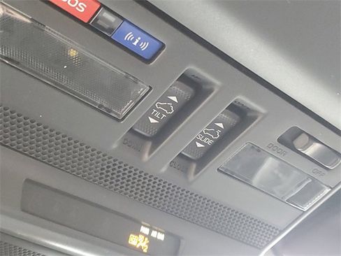 New 2026 Subaru Outback Touring XT image 38