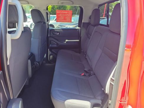 Used 2023 Nissan Frontier SV w/ SV Convenience Package image 11