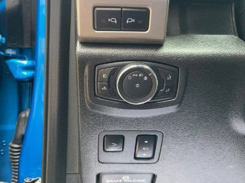 Used 2020 Ford F350 Lariat AWD/4WD image 21