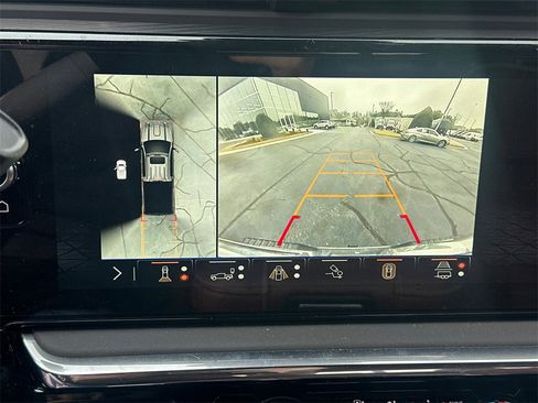 Used 2024 GMC Sierra 2500 Denali Ultimate image 6