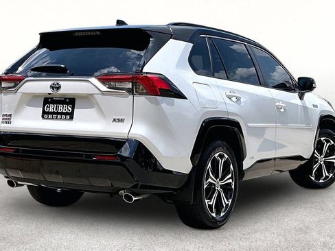 Used 2024 Toyota RAV4 XSE w/ Premium Package AWD/4WD image 2