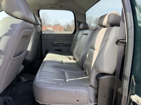 Used 2013 GMC Sierra 3500 W/T w/ Snow Plow Prep Package image 15