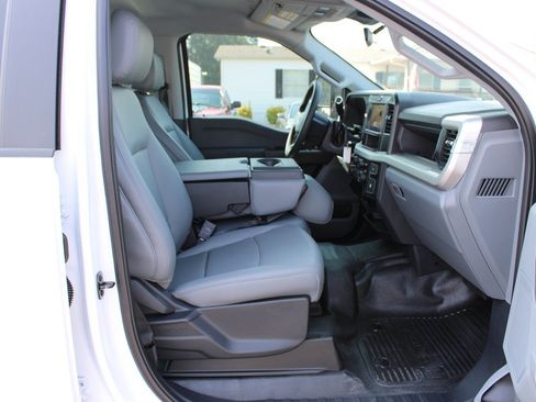 Used 2026 Ford F250 XL w/ XL Chrome Package AWD/4WD image 22