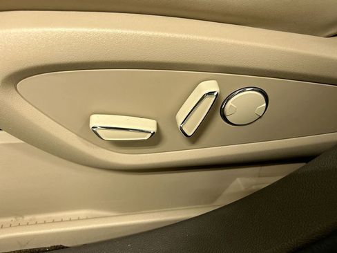 Used 2022 Lincoln Nautilus Reserve w/ Luxury Package image 10