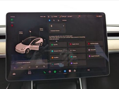 Used 2018 Tesla Model 3 Mid Range image 24