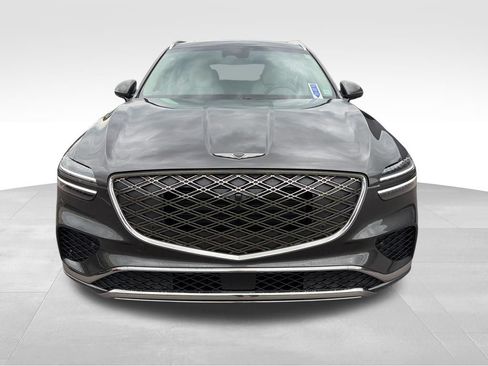 Certified 2026 Genesis GV70 2.5T Advanced AWD/4WD image 11