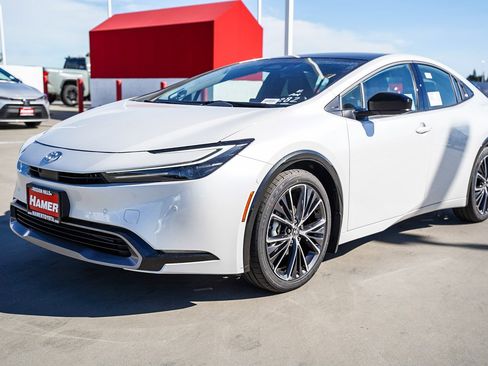 New 2026 Toyota Prius Limited image 3