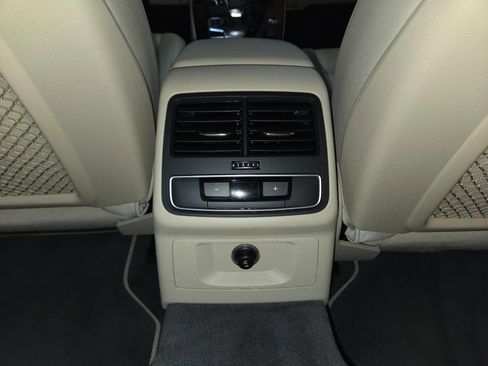 Used 2020 Audi A4 2.0T Premium w/ Convenience Package FWD image 23