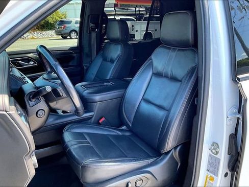Used 2021 Chevrolet Tahoe RST w/ Luxury Package AWD/4WD image 26
