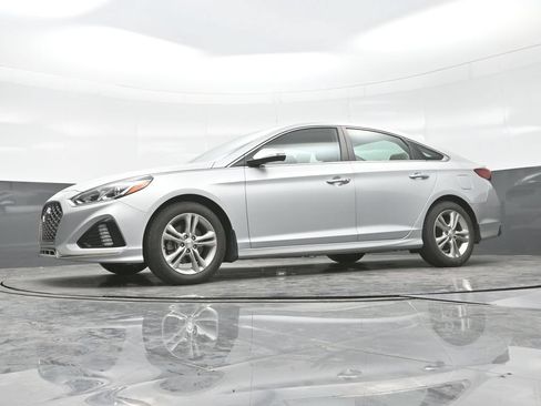 Used 2019 Hyundai Sonata SEL w/ Cargo Package FWD image 28