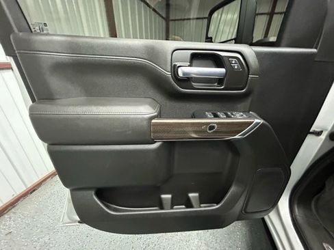 Used 2021 Chevrolet Silverado 3500 LT w/ Convenience Package image 8