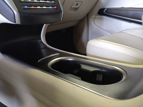 Used 2016 Lincoln MKC Reserve image 26