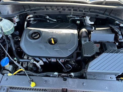 Used 2017 Hyundai Tucson SE image 24