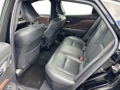 Used 2023 Toyota Crown AWD/4WD image 12
