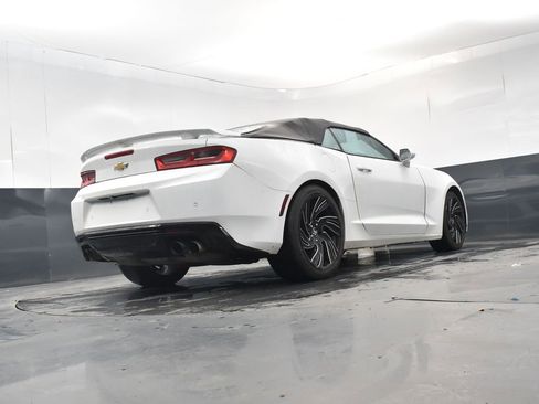 Used 2017 Chevrolet Camaro SS image 23