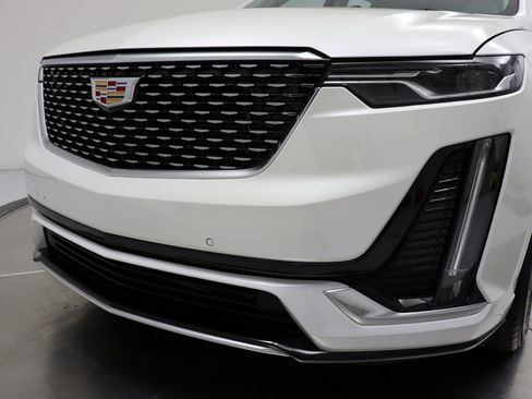 Used 2022 Cadillac XT6 Premium Luxury image 25