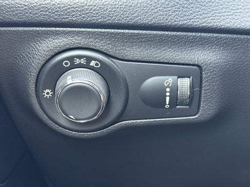 Used 2020 Jeep Compass Sport AWD/4WD image 20