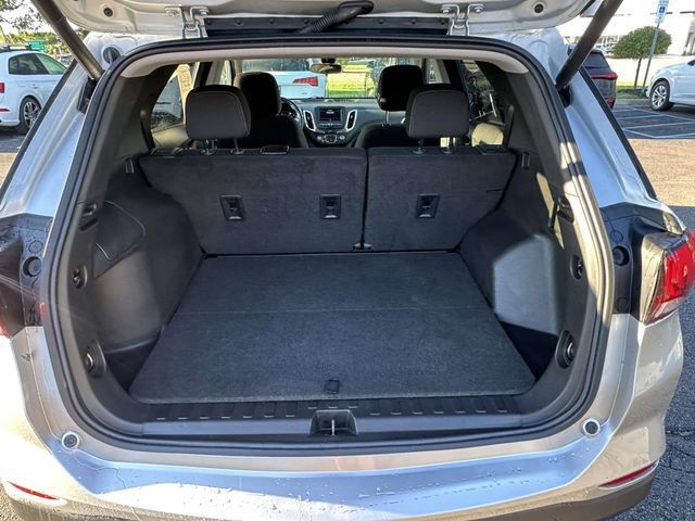 Used 2022 Chevrolet Equinox LT AWD/4WD image 13