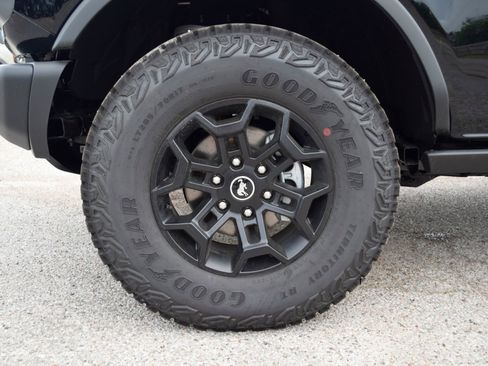 New 2026 Ford Bronco Badlands AWD/4WD image 25