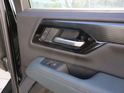 New 2026 GMC Yukon XL AT4 w/ AT4 Premium Plus Package AWD/4WD image 15