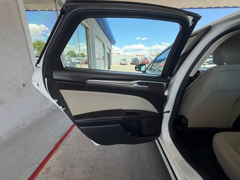 Used 2017 Ford Fusion S FWD image 13