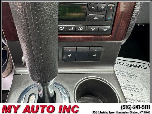 Used 2010 Ford Explorer Limited image 18