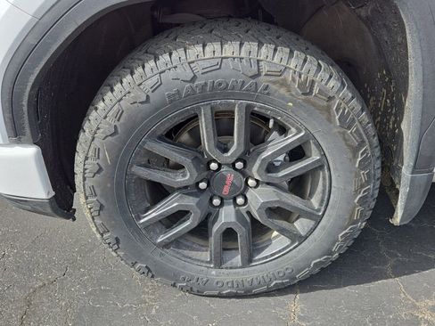 Used 2023 GMC Sierra 1500 Elevation image 5