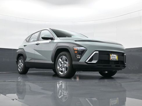 New 2026 Hyundai Kona SE image 23