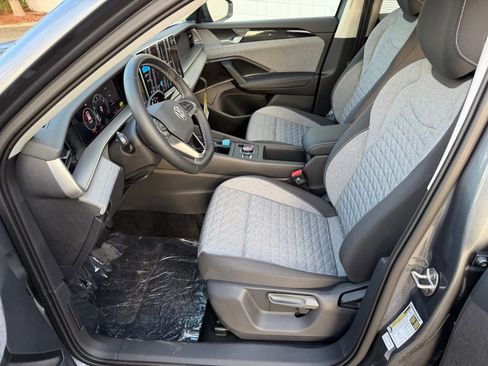 New 2026 Volkswagen Tiguan S image 14