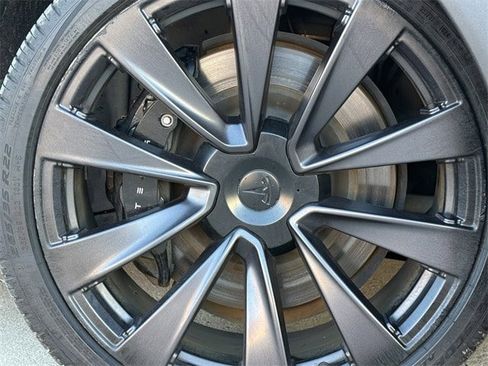 Used 2022 Tesla Model X Plaid image 10