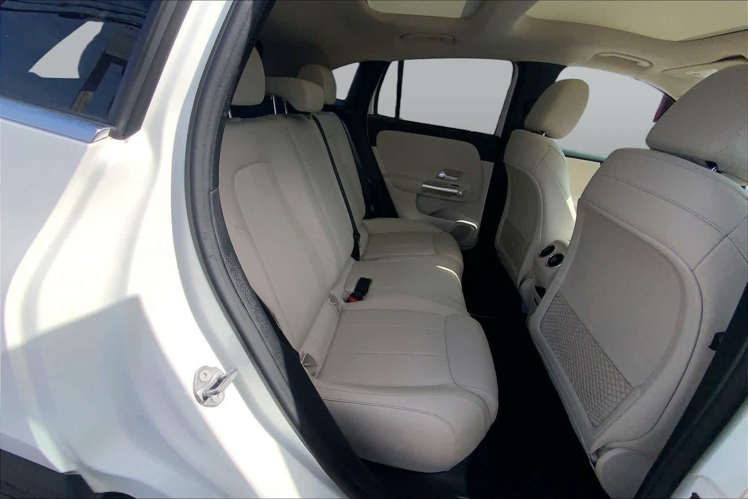 Used 2021 Mercedes-Benz GLA 250 4MATIC image 19