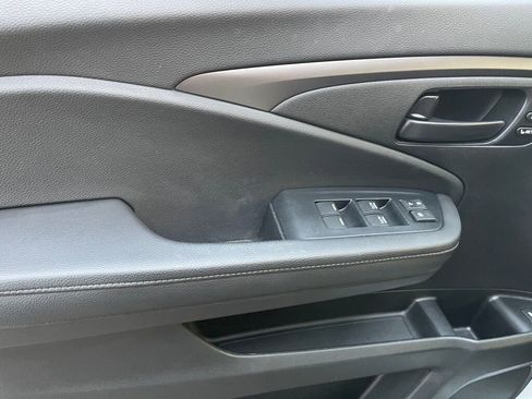 Used 2022 Honda Passport EX-L image 10