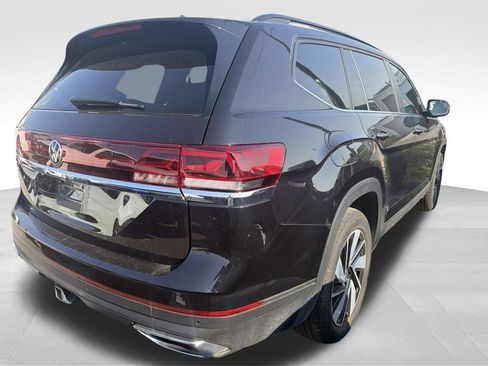 Used 2025 Volkswagen Atlas SE FWD image 30
