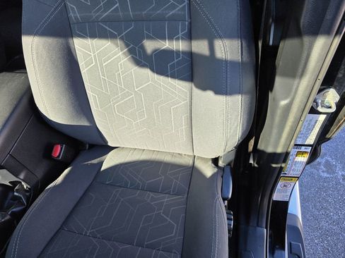 Used 2017 Toyota Tacoma TRD Off-Road image 11