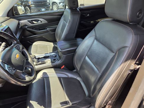 Used 2021 Chevrolet Traverse Premier w/ Redline Edition FWD image 15